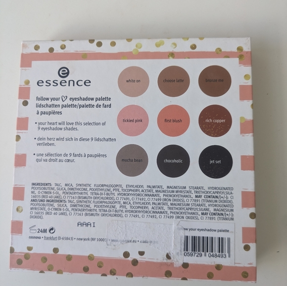 Follow your heart essence eyeshadow pallete - Picture 4 of 4